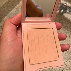 Kylie Cosmetics Perfecting Powder